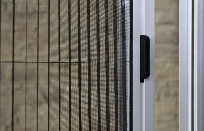 vertex_moskitiery_plisa_01